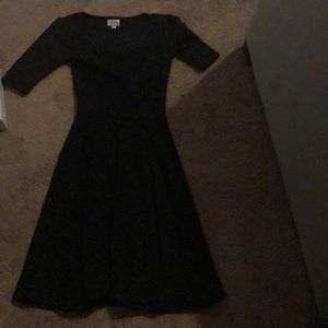 Black 3/4 sleeve dress with embroidery flowers